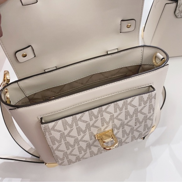 Michael Kors Manhattan Medium Leather Satchel Crossbody - Picture 7 of 7